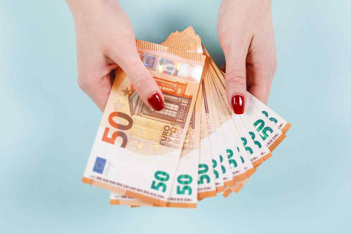 1.200 Euro extra: Steuerfreier Bonus fr diese Arbeitnehmer fix