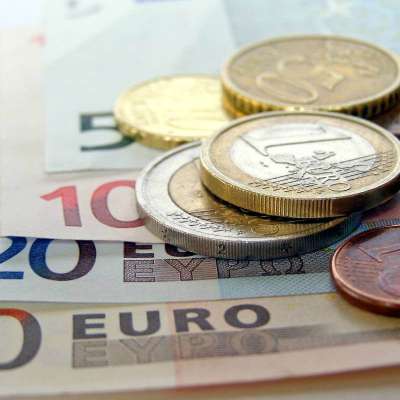 Höhere Gebühren - Diese Belastung trifft Pensionen noch 2026 Höhere Gebühren - Diese Belastung trifft Pensionen noch 2026